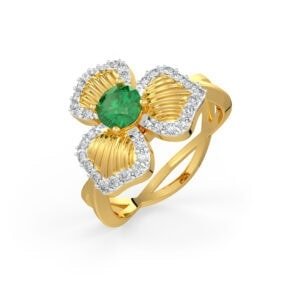 Glowing Emerald Diamond Ring
